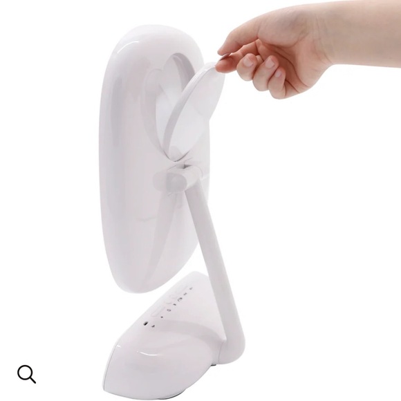 Impressions Melody Duotone Makeup Mirror with Bluetooth Speakers- White - Picture 4 of 8